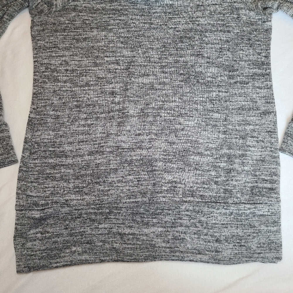 Perseption Concept Gray Cowl Neck Lightweight Lon… - image 6